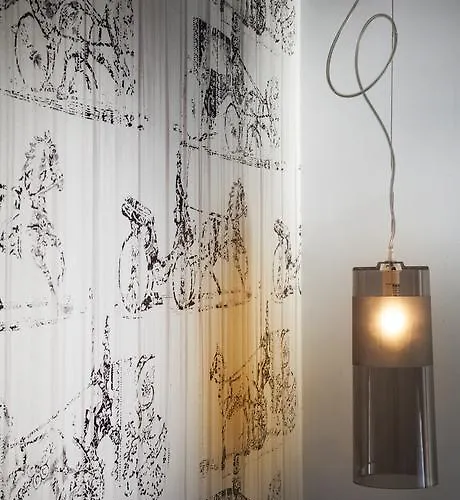 Szálloda Le Mireille 3*