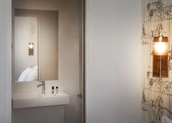 Hotel Le Mireille Parigi