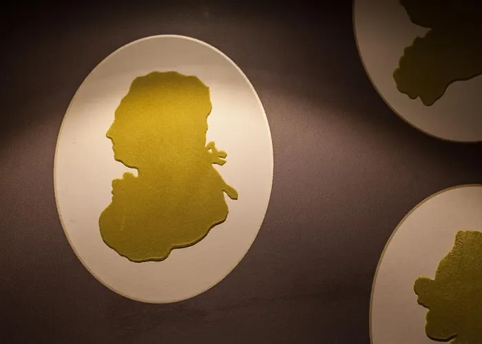 Hotel Le Mireille Parigi