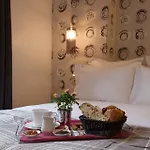 Le Mireille 3* Paris