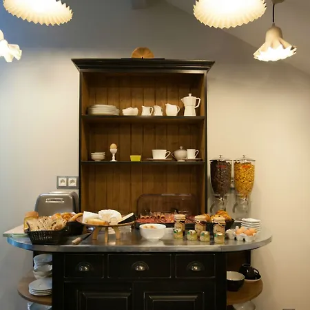 Le Mireille Hotel 3*