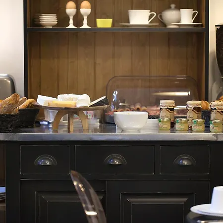 Le Mireille Hotel 3*