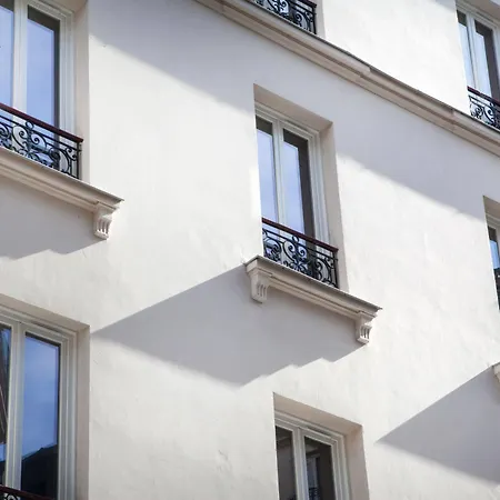 Le Mireille 3* Paris