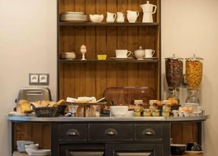 Hotel Le Mireille Parigi