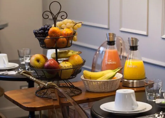 Hotel Le Mireille Parigi